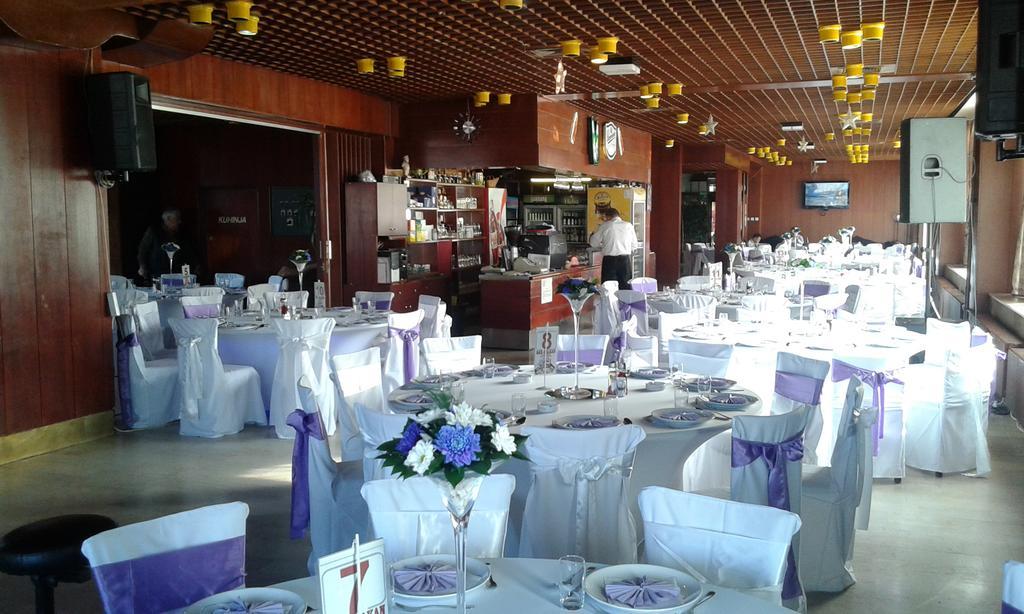 Hotel Sax Balkan ดิมิโตรฟกราด ภายนอก รูปภาพ