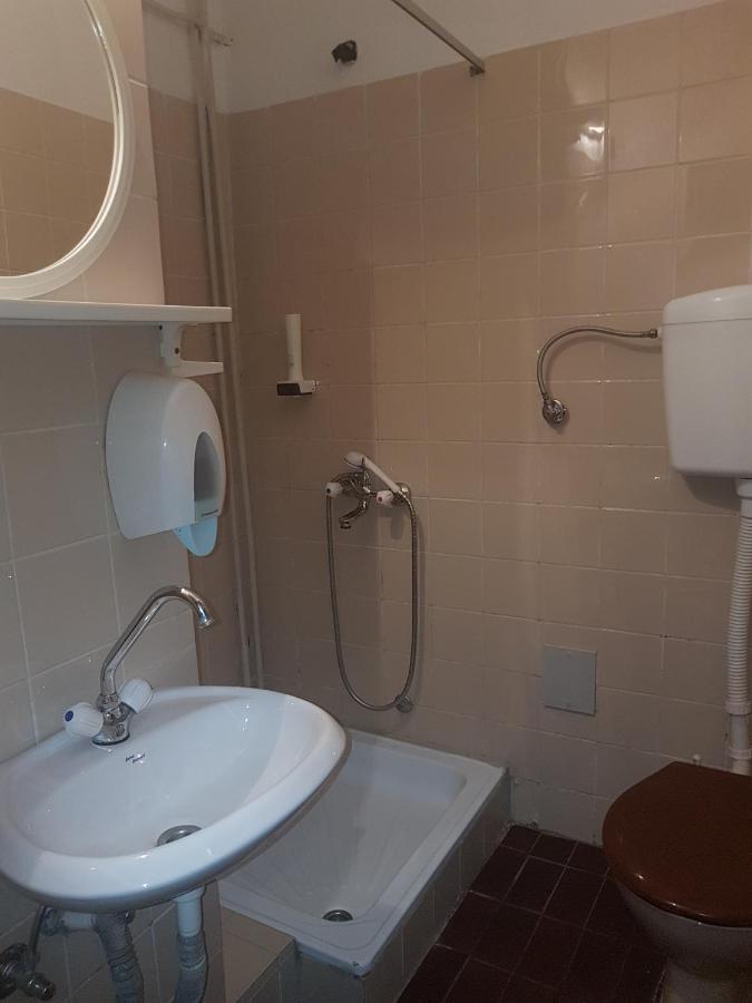 Hotel Sax Balkan ดิมิโตรฟกราด ภายนอก รูปภาพ