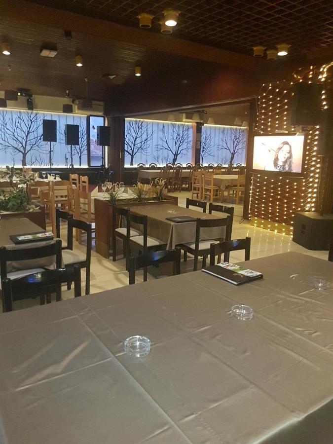 Hotel Sax Balkan ดิมิโตรฟกราด ภายนอก รูปภาพ